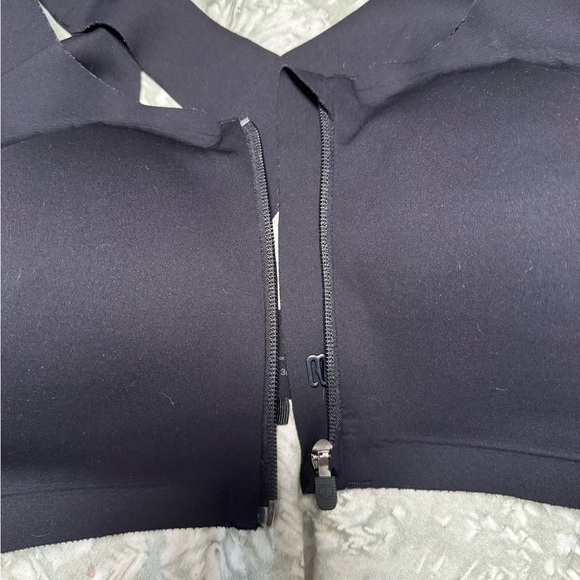 Lululemon Enlite Front-Zip Bra 36DD - Picture 12 of 12